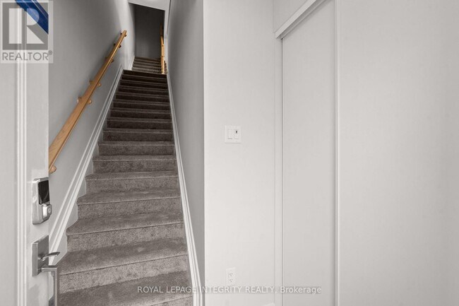 Photo du bâtiment - 3280 Greenbank Rd