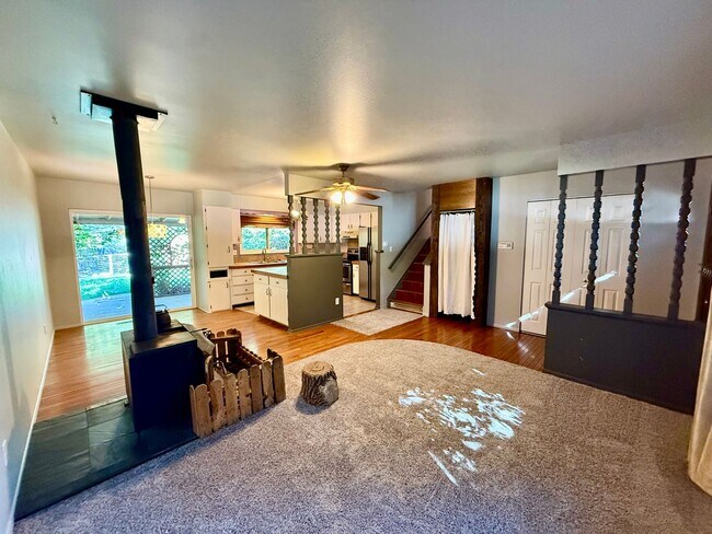 Foto del edificio - 2136 Springfield Ct