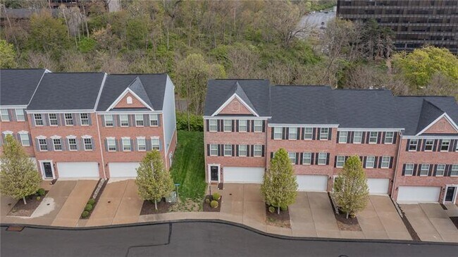 Foto del edificio - 848 Highpointe Cir