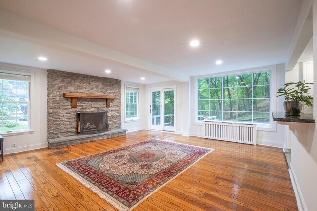 Building Photo - 450 Upper Gulph Rd