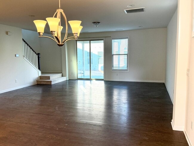 Foto del edificio - 1107 Lotus Lilly Dr