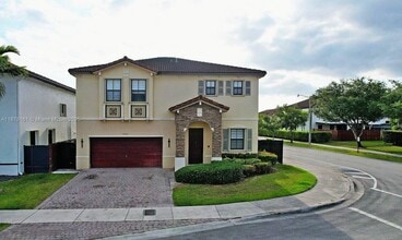 Building Photo - 4300 SW 164th Path