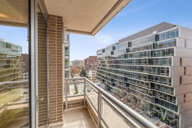 Building Photo - 1155 23rd St NW