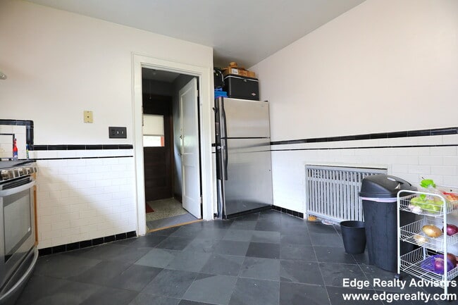 Photo - 29 Wiltshire Rd Apartment