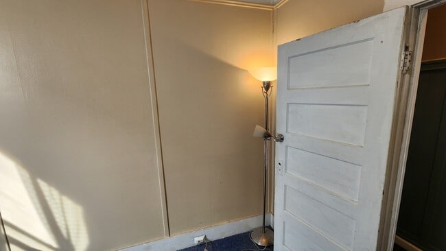 Building Photo - 258 Granada Ave