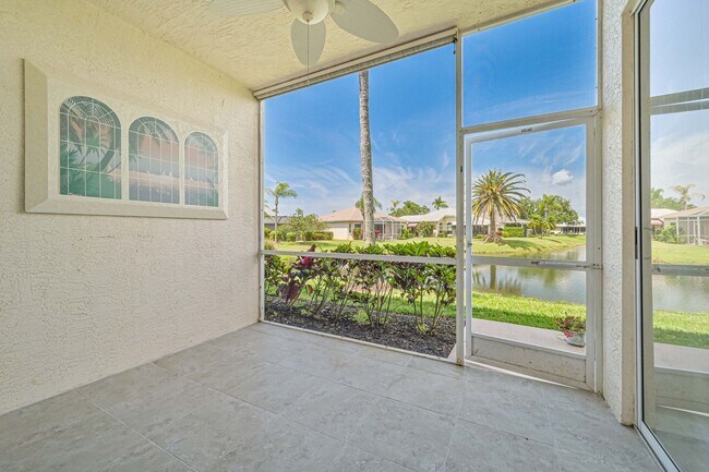 Foto del edificio - ~ Lake View 1st Floor Condo - 2/2 - Golf I...
