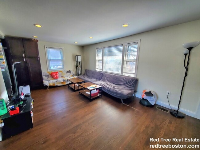 Photo - 77 Rock Glen Rd House