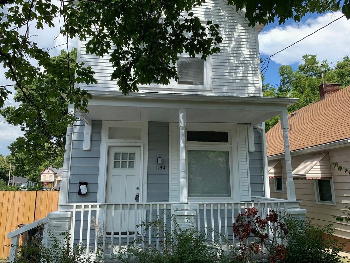 Foto principal - 1154 Atwood Ave