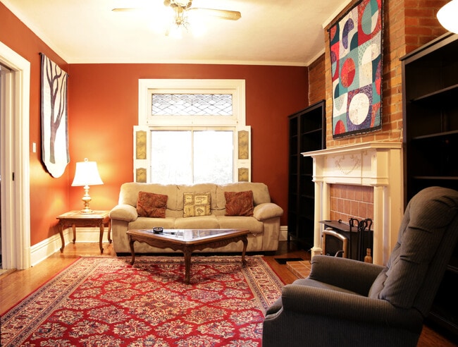 Photo - 405 West St House