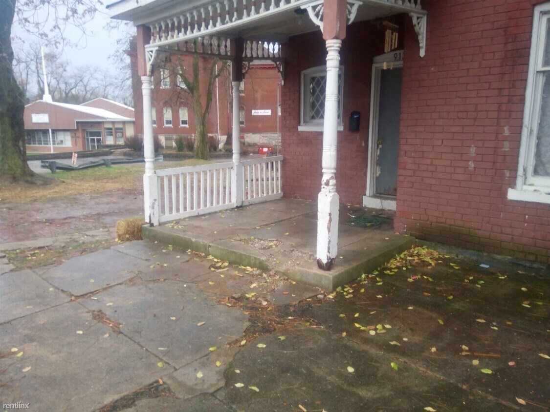 Foto del edificio - 3 br, 1 bath House - 913 Milnor Street