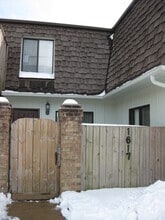 Building Photo - 1617 Ocean Bay Dr