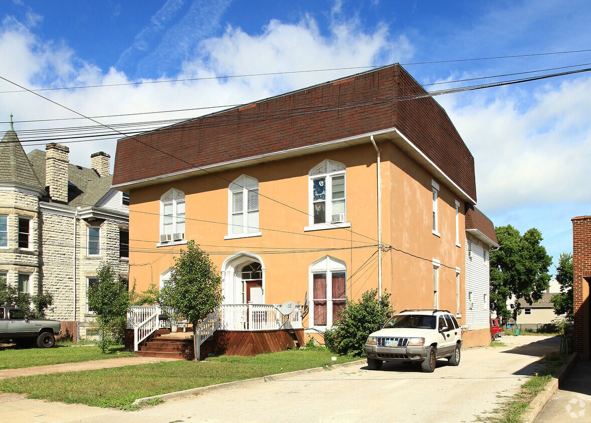 Foto principal - 803 W Washington St