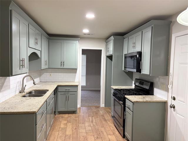 Foto del edificio - 2410 Viva Dr