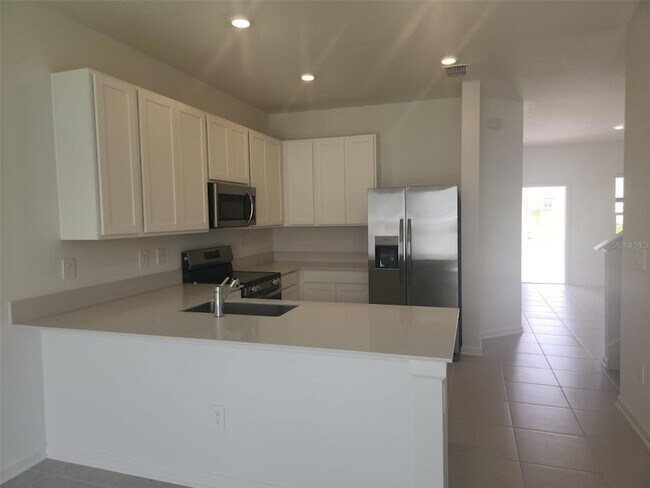 Foto del edificio - 2628 Armstrong Ave