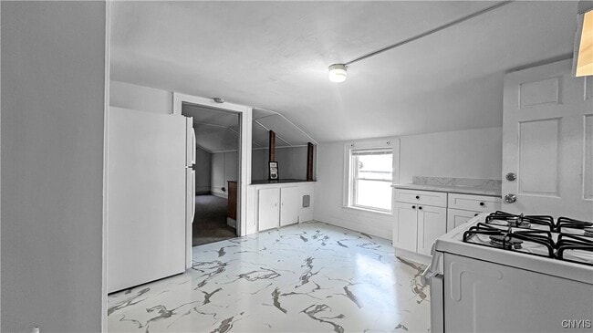 Building Photo - 809 Hamilton St