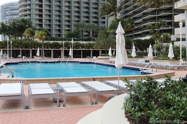 Building Photo - 9801 Collins Ave