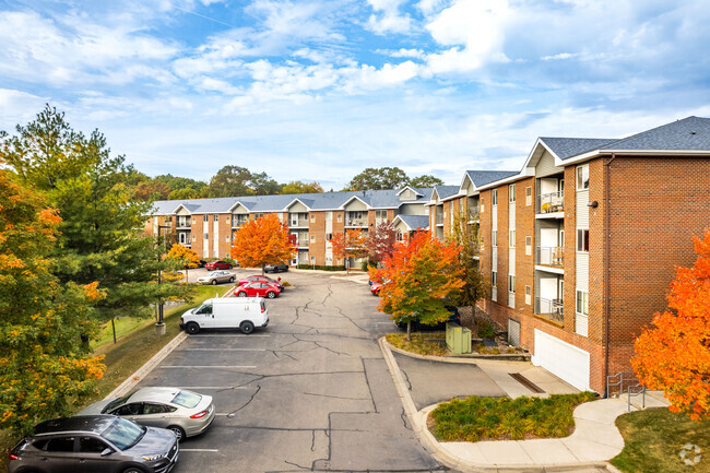 Building Photo - Palomino East