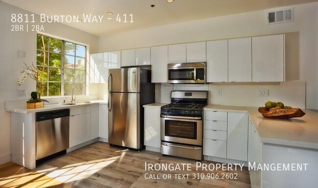 Building Photo - 8811 Burton Way