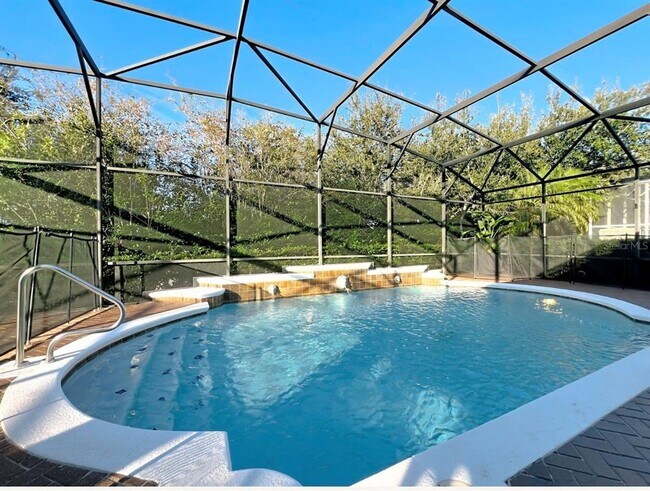 Foto del edificio - 10817 Masters Dr