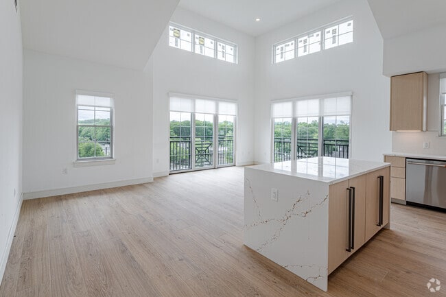 Interior Photo - The 545