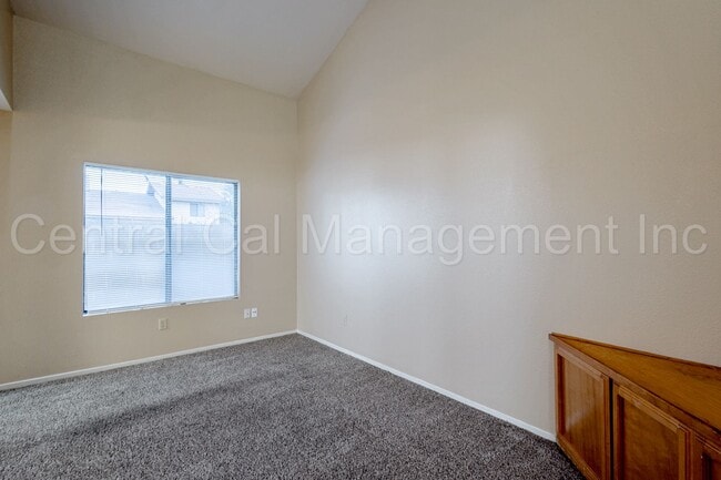 Building Photo - 8502 Laborough Dr