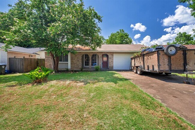 Foto del edificio - 10321 Timbercrest Ln