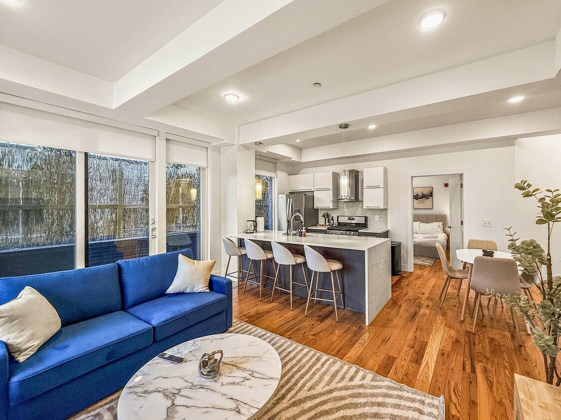 Foto principal - 236 W Thompson St