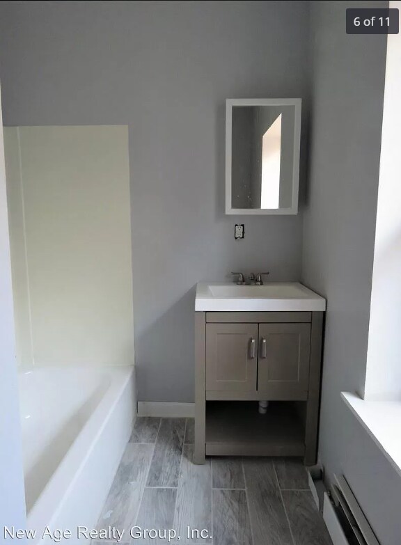 Foto principal - 5046 Hazel Avenue, Unit 3