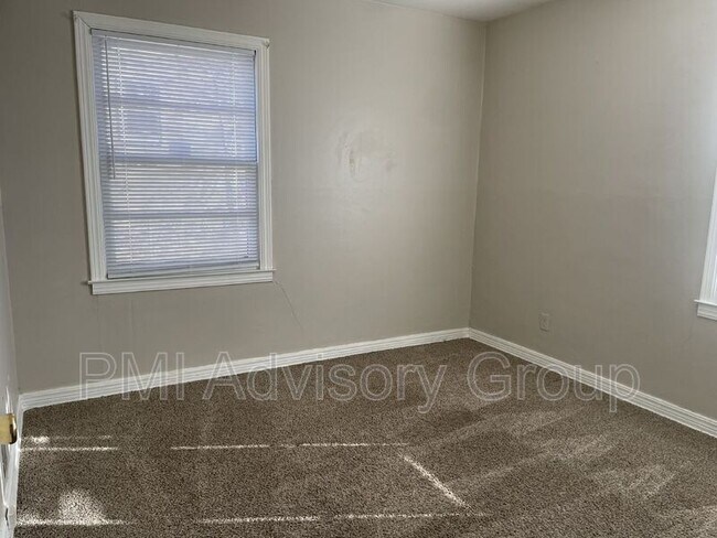 Foto del edificio - 1659 SW 21st St