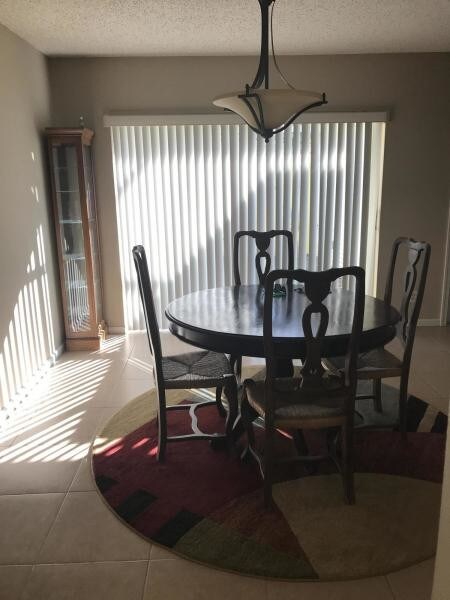 Foto del edificio - 10144 44th Ave S