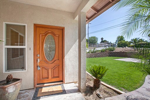 Building Photo - 827 Morro Rd
