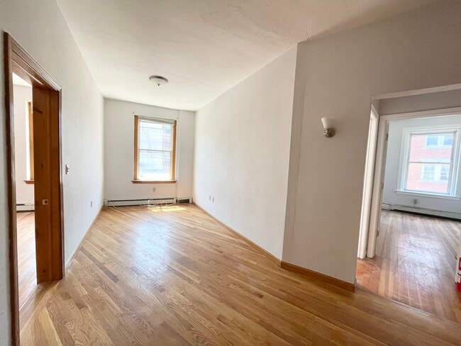 Building Photo - 258 North St