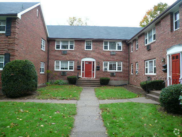 South Park Apartments - South Park
