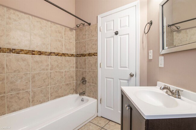 Foto del edificio - 3 br, 2 bath Duplex - 2016 N 18TH ST Unit A