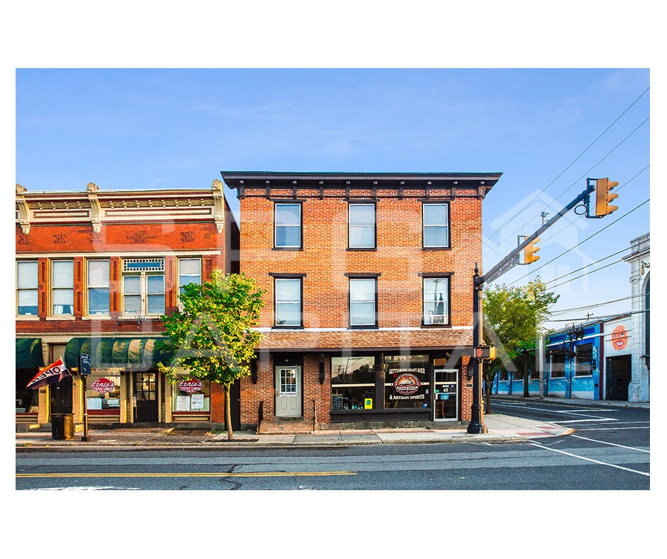 Primary Photo - 60 Chambersburg St
