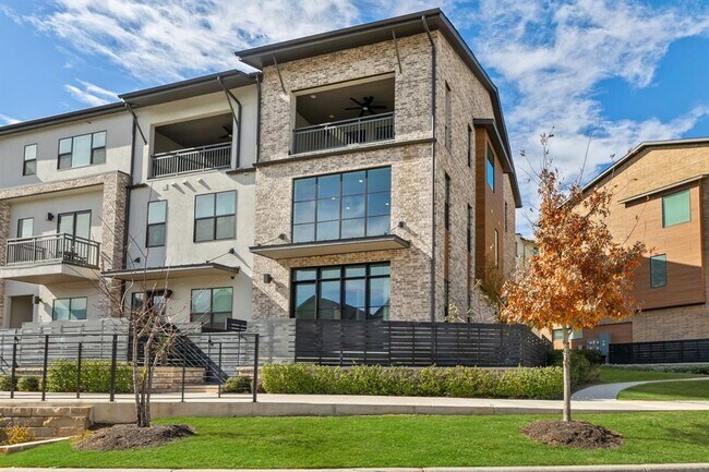 Building Photo - 4021 Manifest Ln
