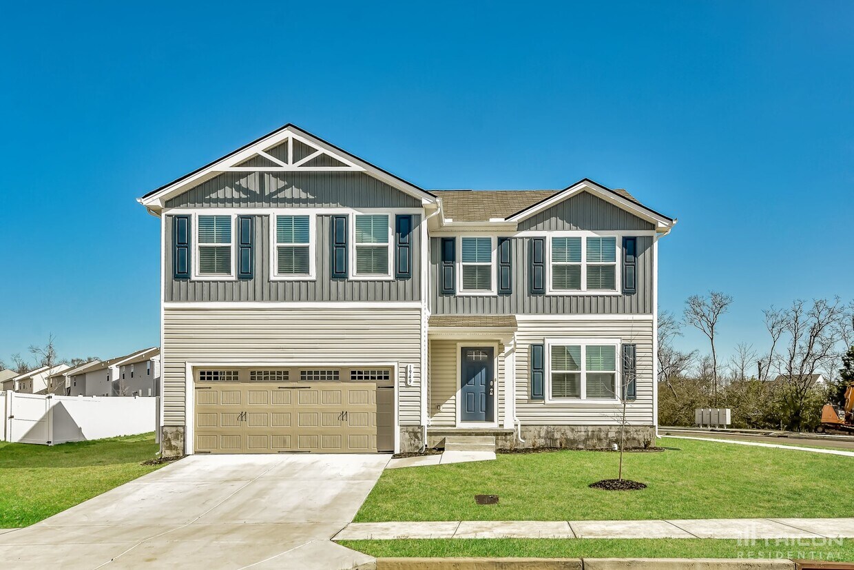 Foto principal - 1949 Belle Arbor Dr