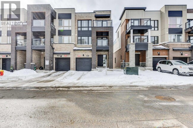 Photo du bâtiment - 3056 Cascade Common