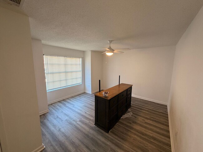 Foto del edificio - 109 Limoges St