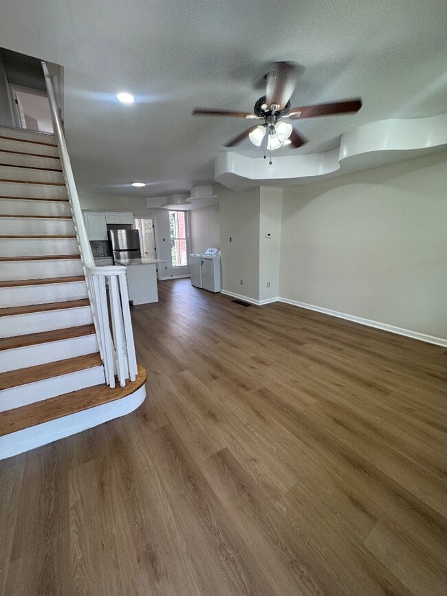 Foto del edificio - 6548 N Lambert St
