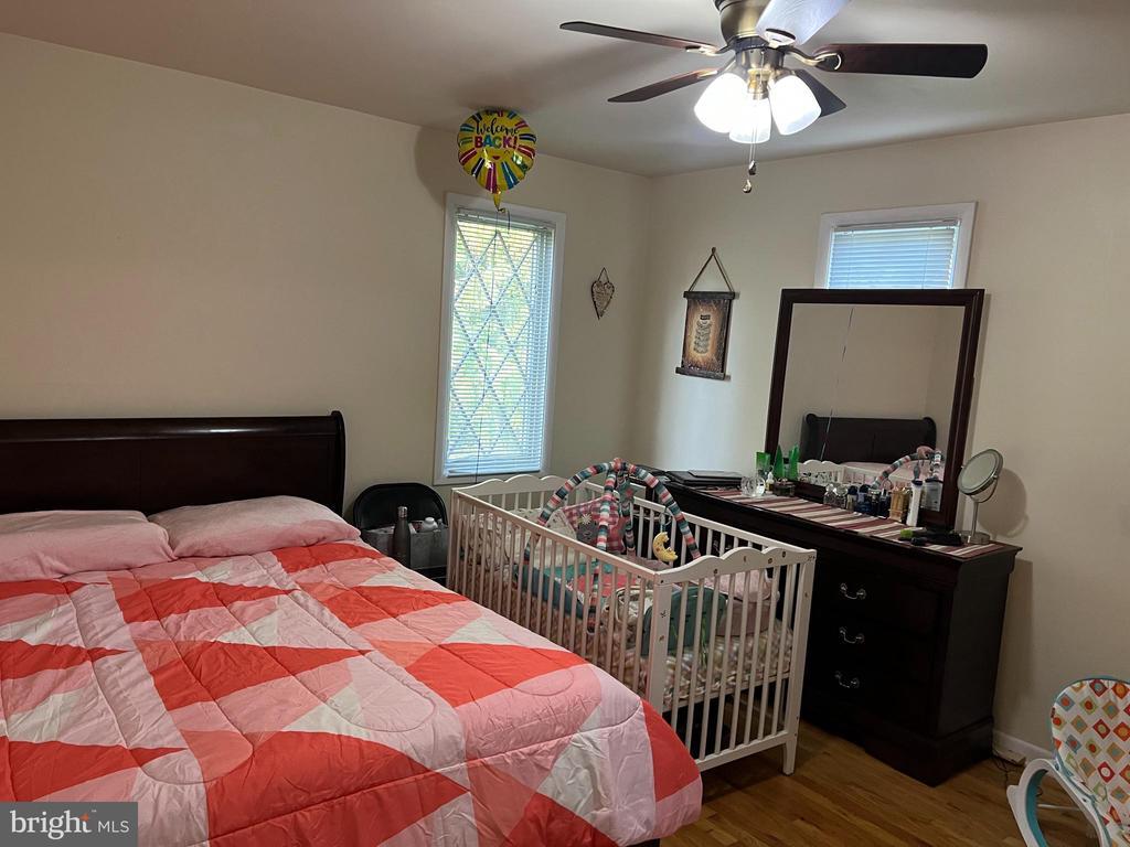 Foto principal - 890 Belfry Dr