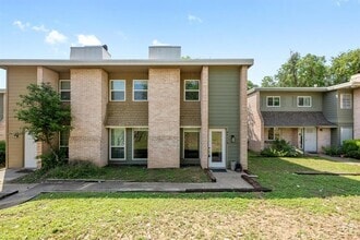 Building Photo - 6411 Chimney Creek Cir