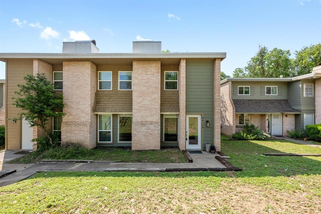 Foto principal - 6411 Chimney Creek Cir
