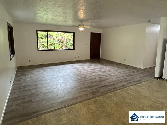 Building Photo - Island Living in Volcano – Move-In Ready