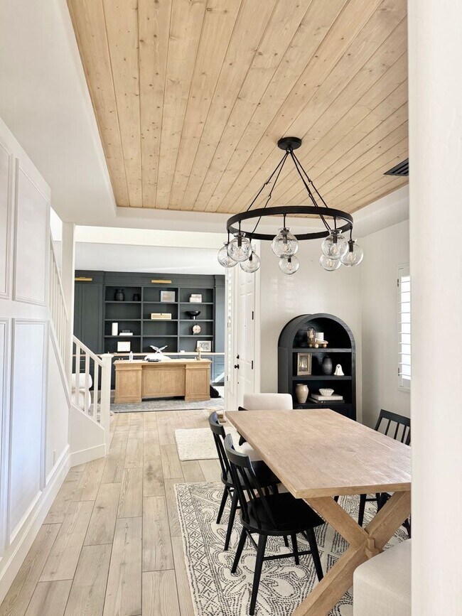 Foto del edificio - 18472 Walnut Rd