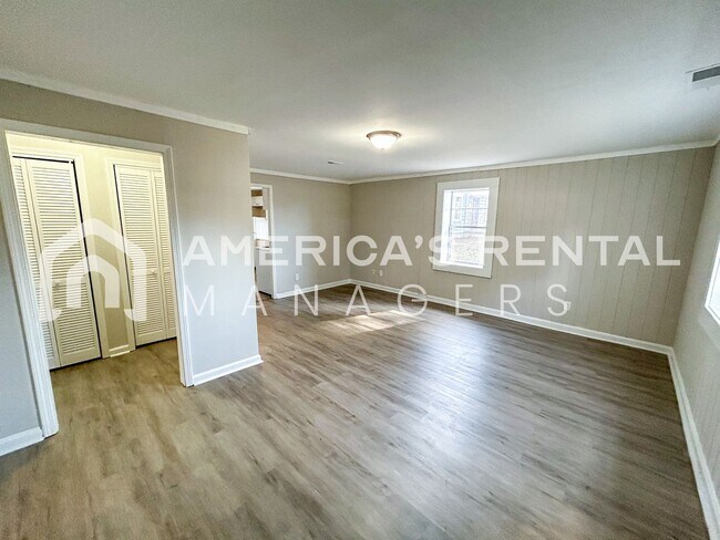 Foto del edificio - Home for rent in Adamsville!