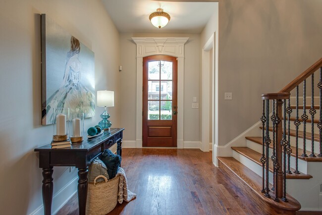 Foto del edificio - 1622 Glen Echo Rd