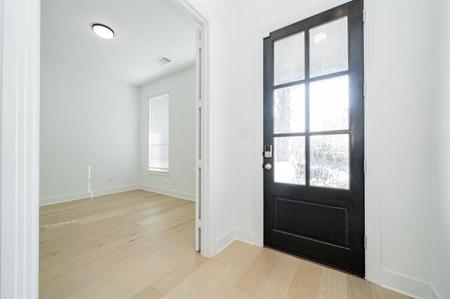 Building Photo - 1437 Trevi Rd