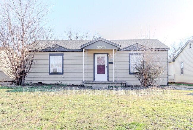 Foto del edificio - 3200 SW 20th St