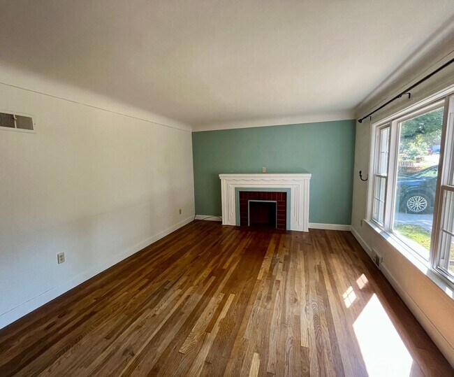 Foto del edificio - Two bedroom on quiet Dead-End street in Alton
